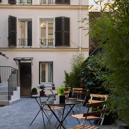 Mirabeau Eiffel Hotel 3*