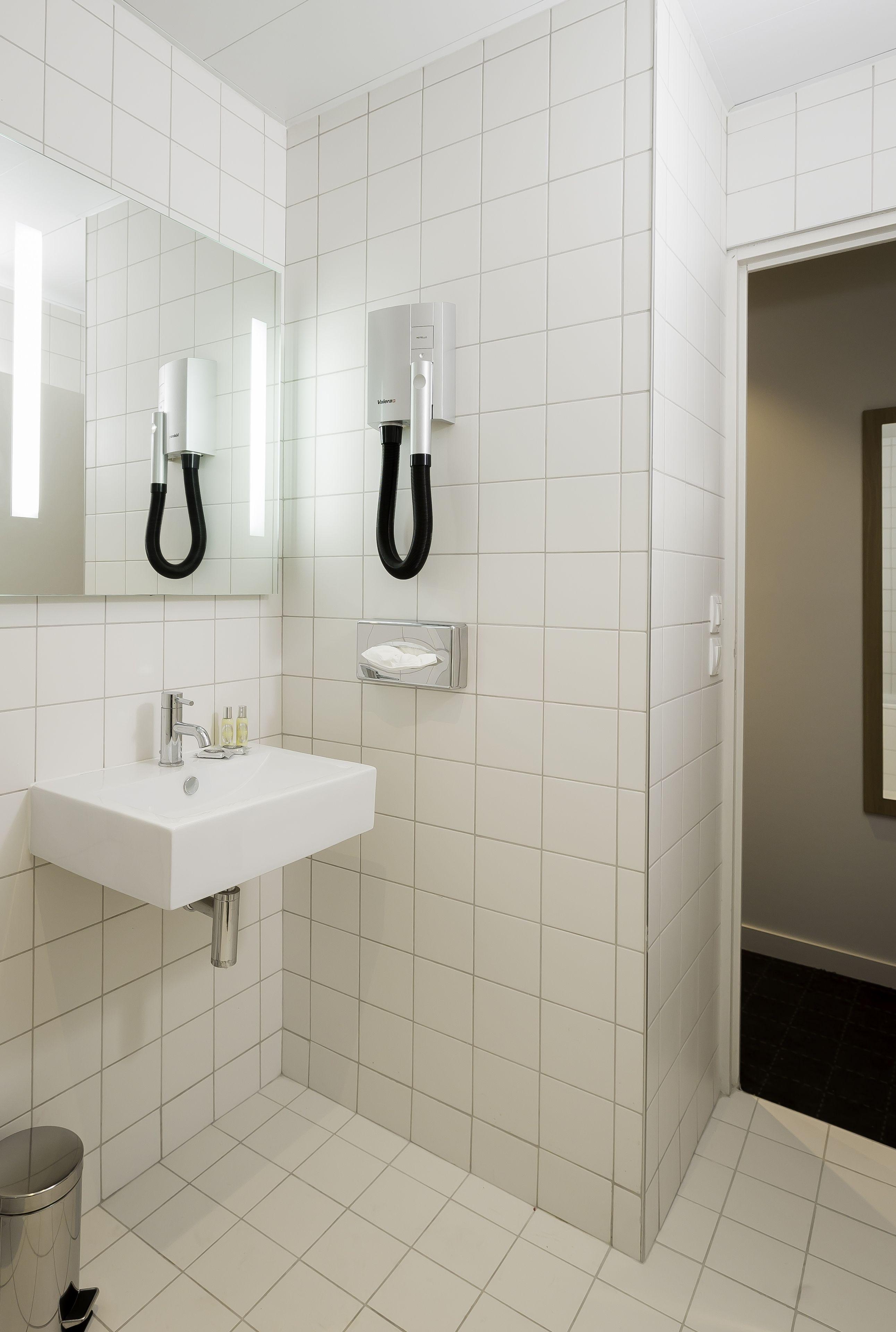 Mirabeau Eiffel Hotel 3*